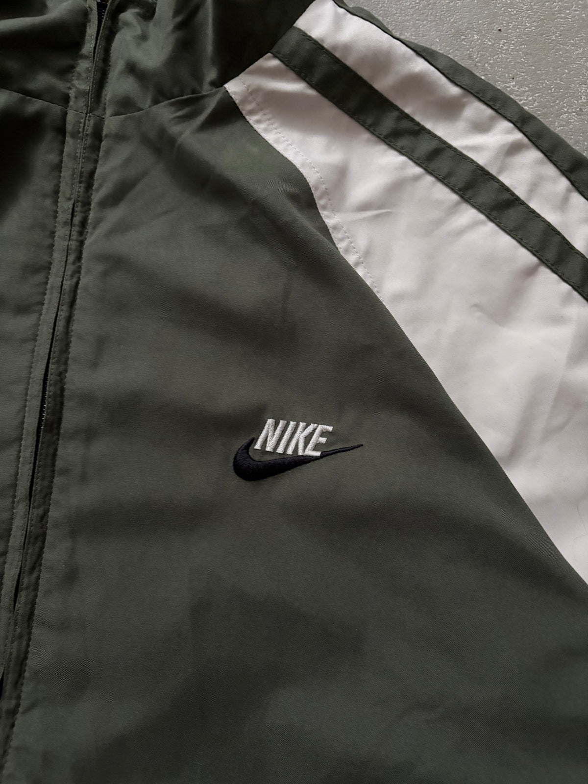 Vintage 2000s Nike Trackjacket (L)