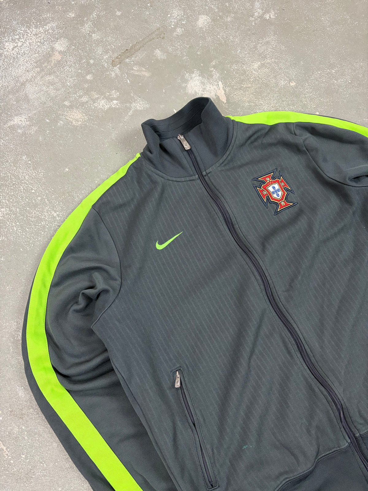 Vintage Portugal 2012 Trackjacket (L)