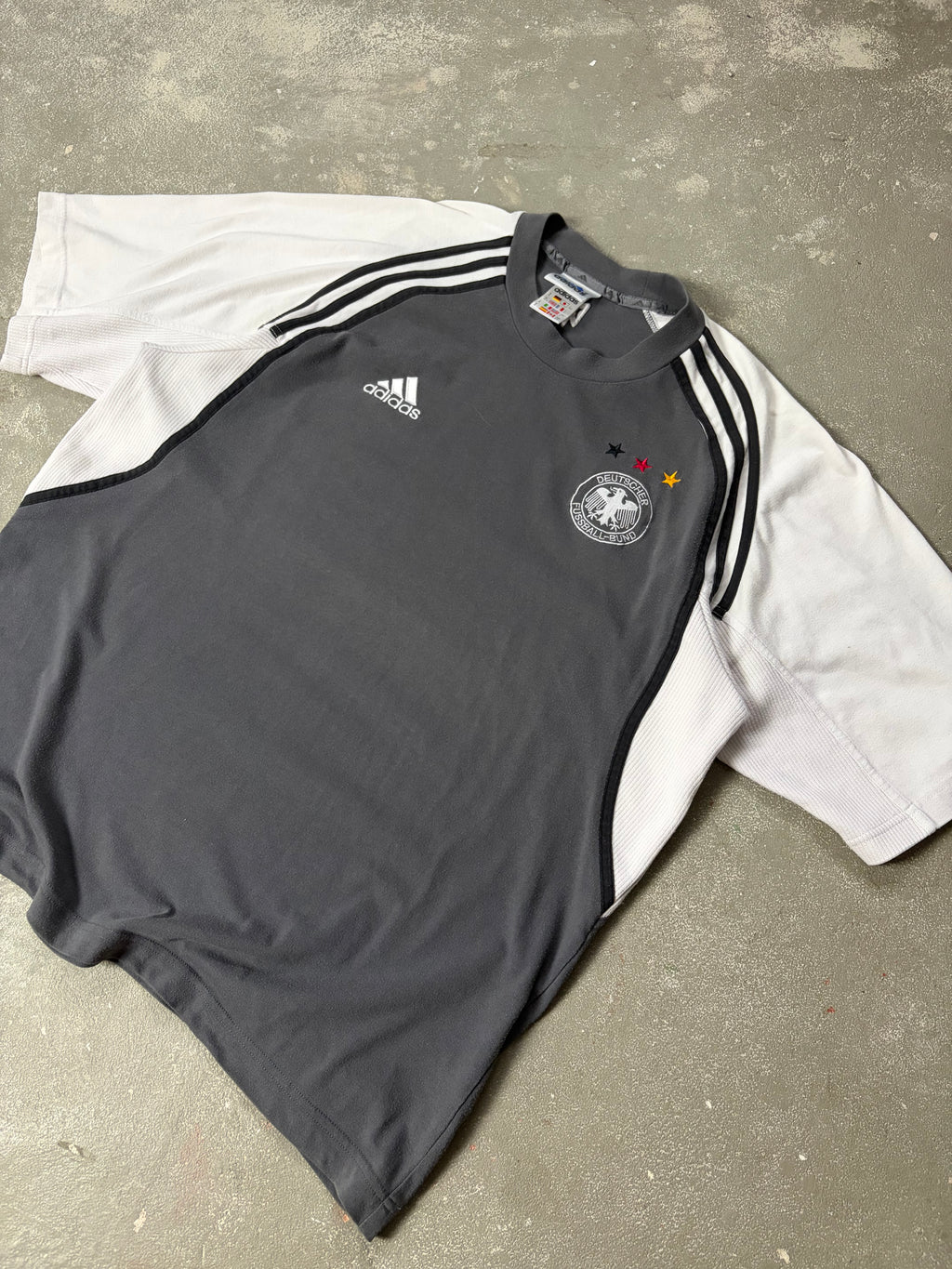 Vintage Adidas 2000s Deutschland T-Shirt (XL)