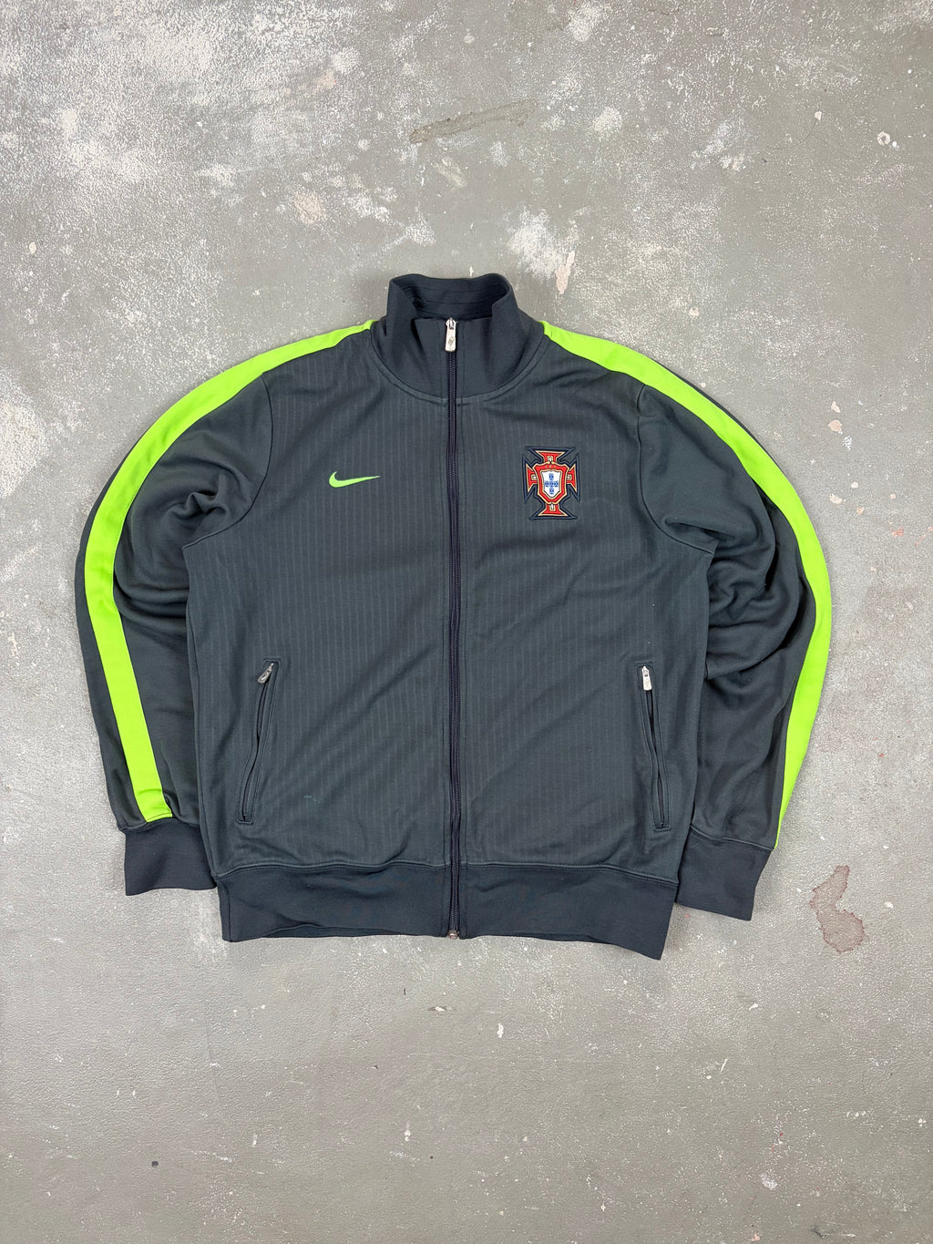Vintage Portugal 2012 Trackjacket (L)
