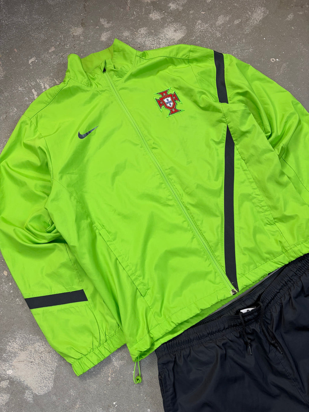 RARE Vintage Nike Portugal 2012 Tracksuit (M)